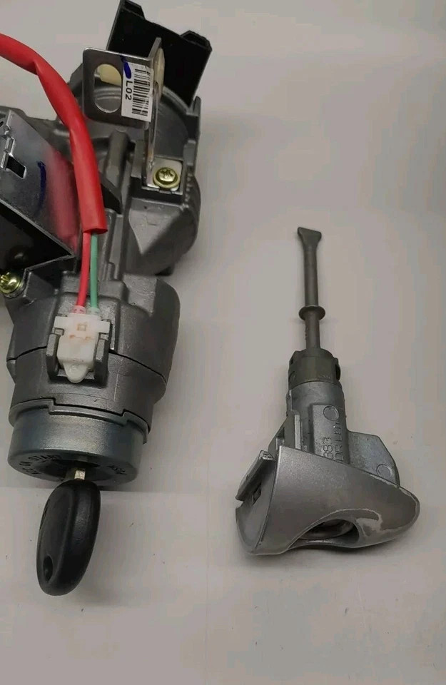 INTERRUPTOR DE ENCENDIDO HYUNDAI TUCSON 2011-2015 CON LLAVE, EMBELLECEDOR DE COLUMNA, CERRADURA DE PUERTA Foto 3 de 4