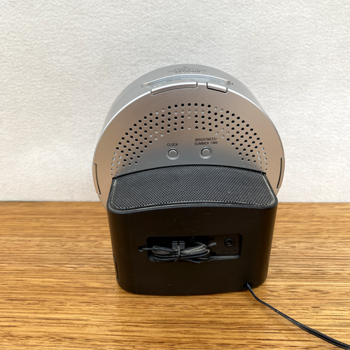 ☘️ Sony Dream Machine Alarm Clock Radio FM/AM CD Player 30 Pin Dock ICF-CD3iP - Picture 7 of 11