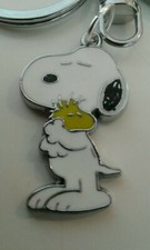 SNOOPY HUGGING WOODSTOCK SILVER TONE BAG PURSE CHARM KEY CHAIN RING CLIP FOB