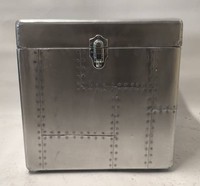 Casa Padrino Aluminium Beistelltisch Truhe 50 Cm Art Deco Vintage Flieger MöBel