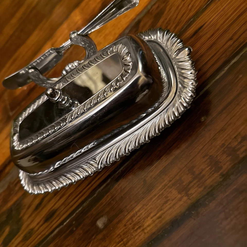 De colección Irvinware Cromo Plateado Mantequilla Plato Tapa Cuchillo Soporte Inserto de Vidrio Foto 4 de 4