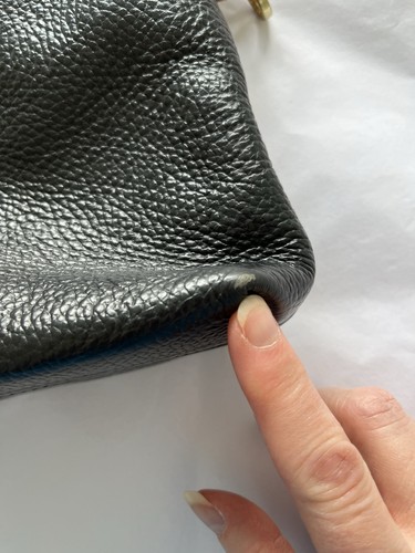 Borsa a tracolla Valentina in pelle nera e marrone ciottoli italiani - Foto 9 di 9