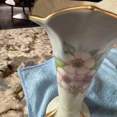 Signed Katherine E. Sheldon hand-painted Art Deco porcelain vase w/floral motif.