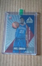 2014-15 Panini Paramount - Dufex Joel Embiid #28 (RC)