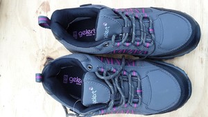 gelert hiking shoes