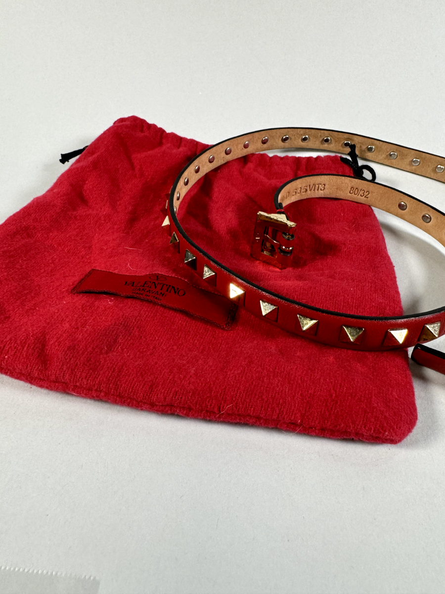 Valentino Garavani Bright Red Leather Headband with Gold Accent VALENTINO GARAVANI V Logo Silk Headband | Smart Closet main image 4