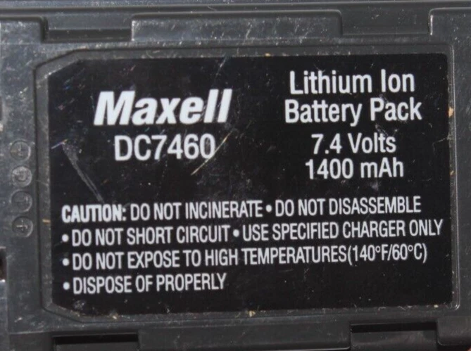 Paquete de baterías Maxell DC7460 7.4V 1400mAh para videocámara Foto 2 de 2