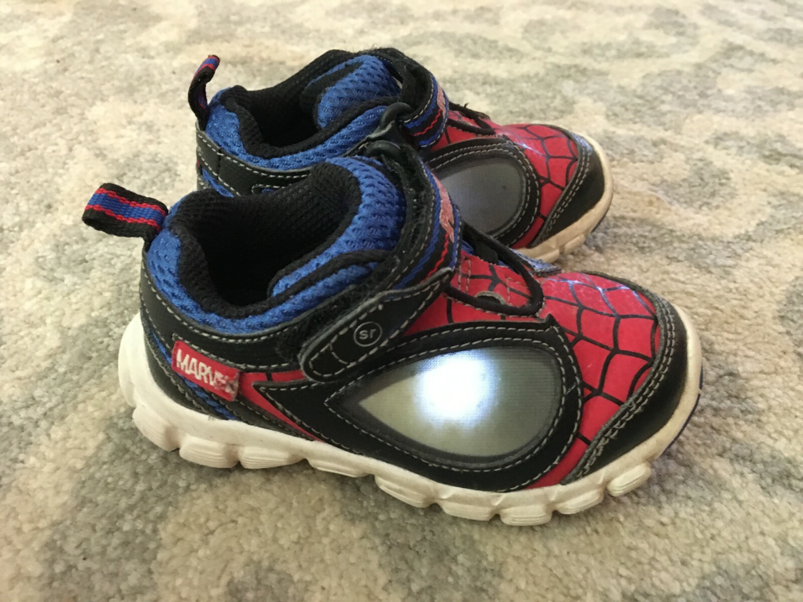 spiderman light up shoes
