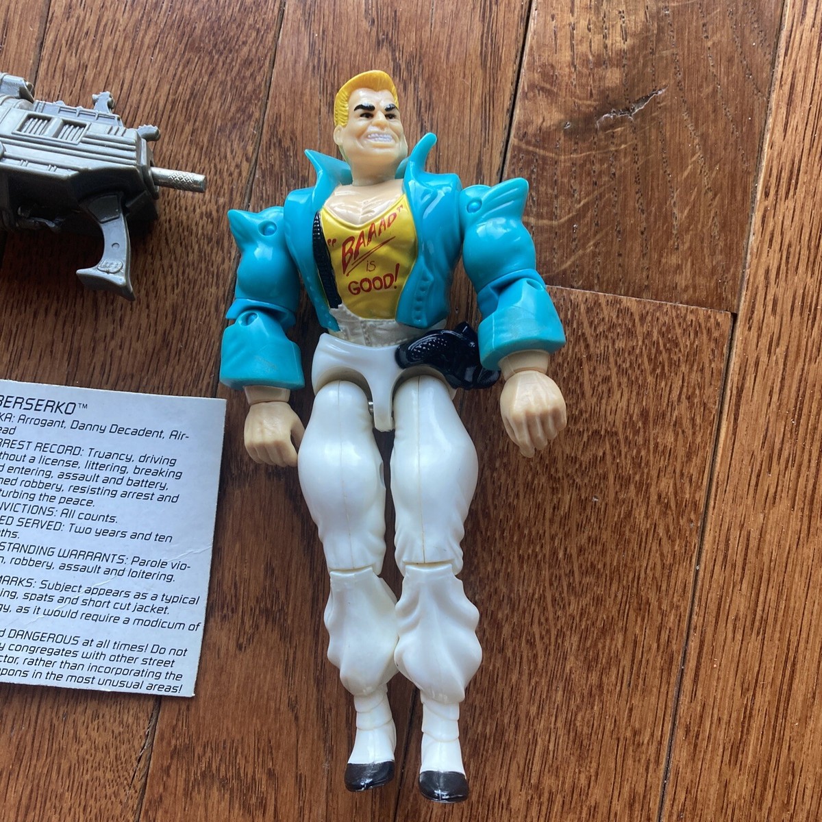 C.O.P.S. N CROOKS Blister Berserko Hasbro