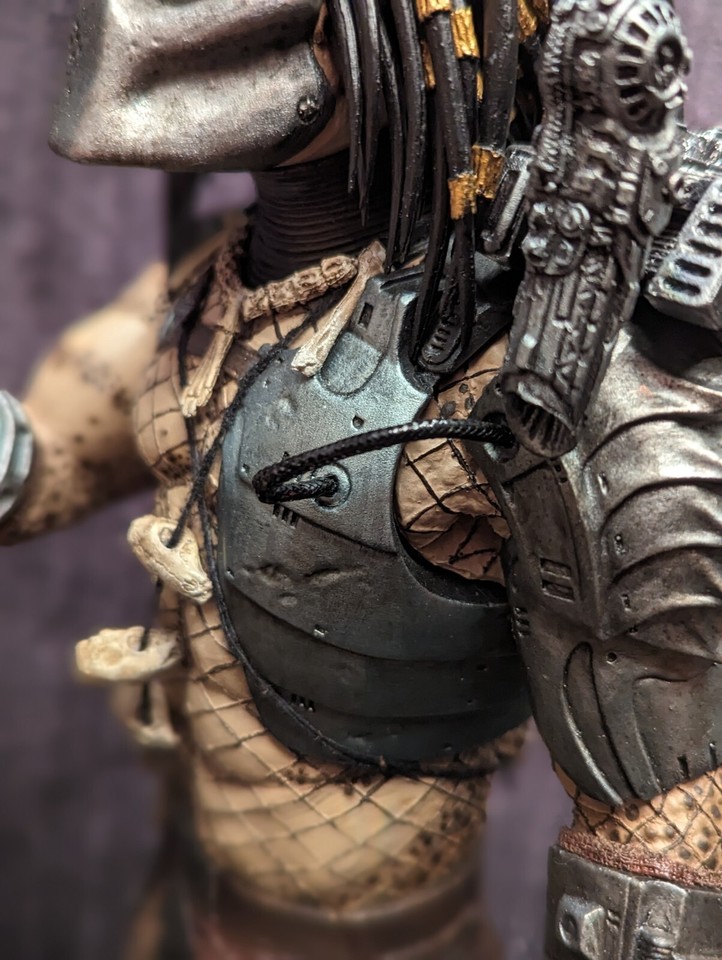 Iconic Encounter Scene Predator Statue eBay