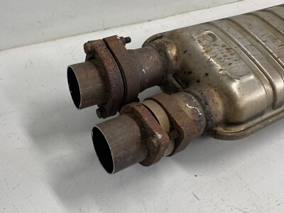 2005-2009 MERCEDES CLS500 REAR EXHAUST MID PIPE RESONATOR OEM