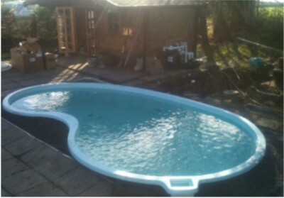 CORAL 16,000L Fibreglass Kidney Plunge Pool Pond liner Garden Swim  Swimming UK - Main Image