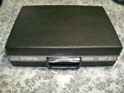 Samsonite Vintage Classic 100 Hard Shell Dark Gray Briefcase 18x12  display picture 1