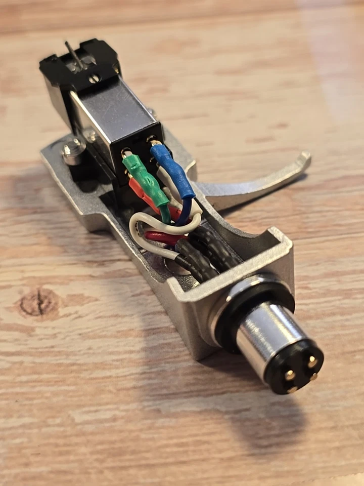 Cartucho Audio Technica AT3600L + Aguja Genérica + HQ PLATEADO CASCO GENÉRICO B Foto 3 de 4