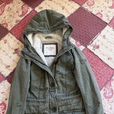 Women s Abercrombie & Fitch Hooded Sherpa Lin...