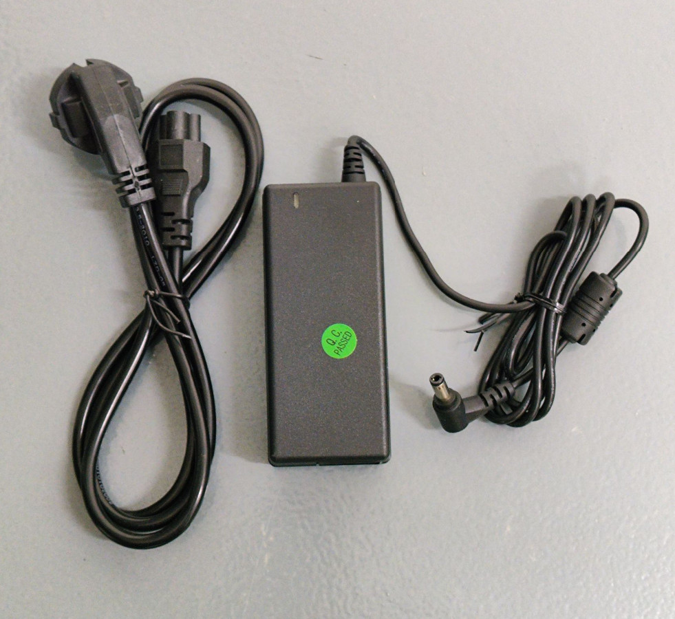 HP Compaq nx9010 Power Adapter Charger
