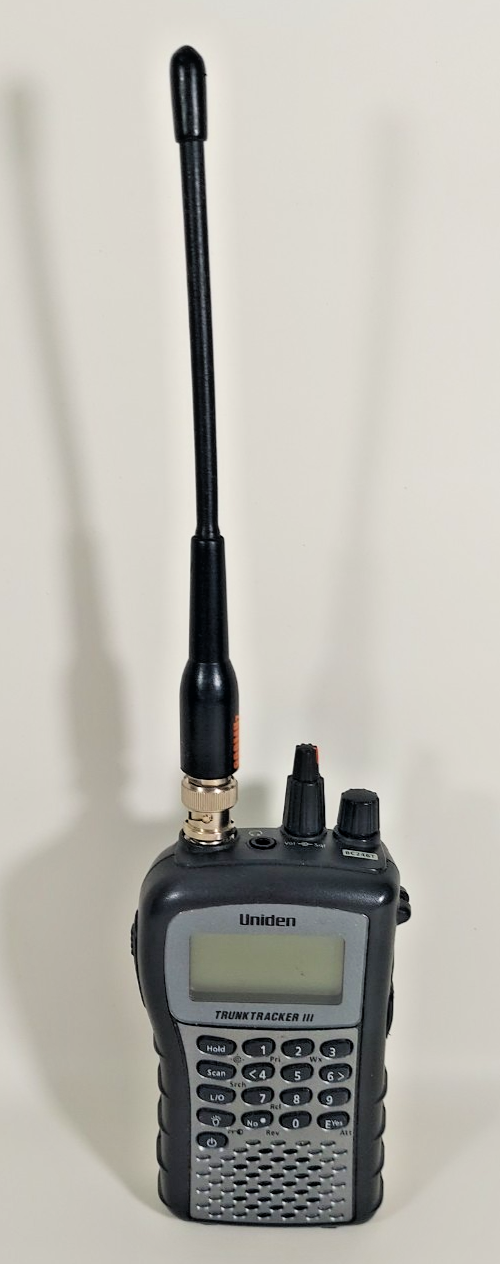 Uniden(Bearcat)BC-246TTrunktrackerIIIОтличноесостояниетовараАдаптерпеременноготоканепротестирован