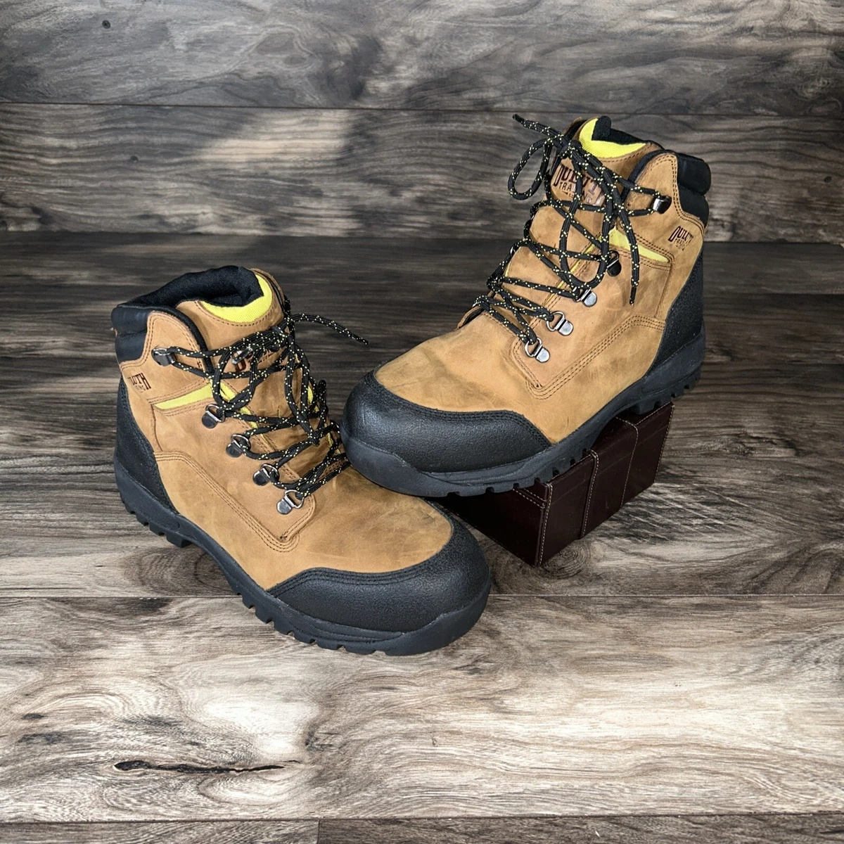 Duluth Trading Co Men s 11 Work Hiking Boots Black w Brown