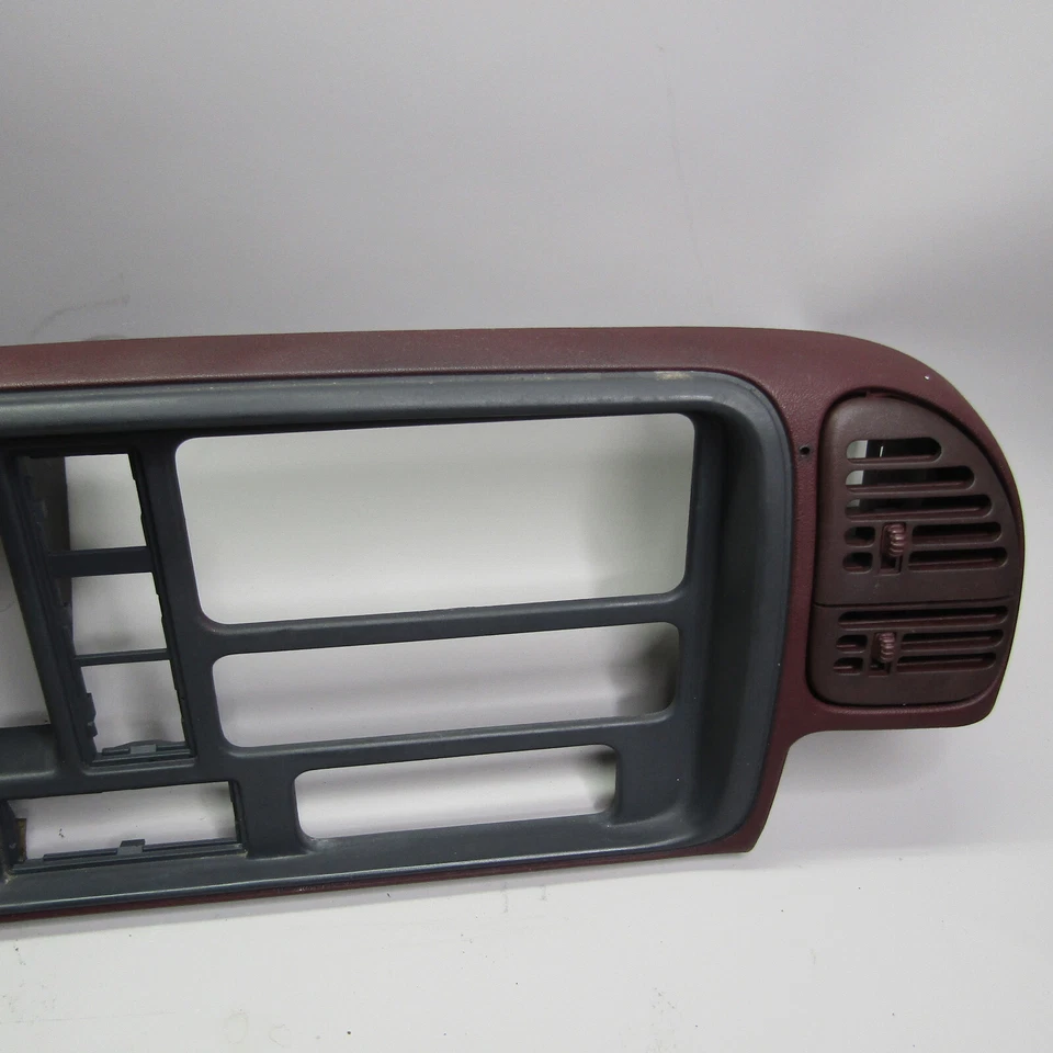 Silverado Tahoe Yukon Suburban CK1500 1995-1998 tablero bisel rojo Foto 4 de 4
