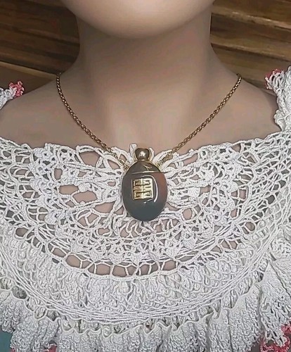 Givenchy Vintage RARE 1977 Perfume Pendant 4G Monogram Logo Tortoise Shell. Mint - Picture 2 of 8