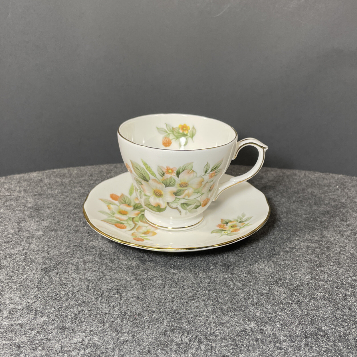 Duchess Fine Bone China Dogwood Tea Cup and Saucer Made in England 397 Gold Trim eBay
