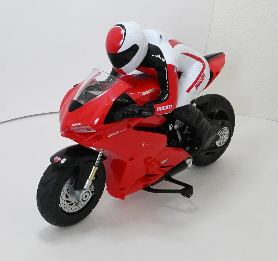 RC Ducati Motorcycle 1299 Panigale #84471  No Remote, Untested - Image 2 of 4