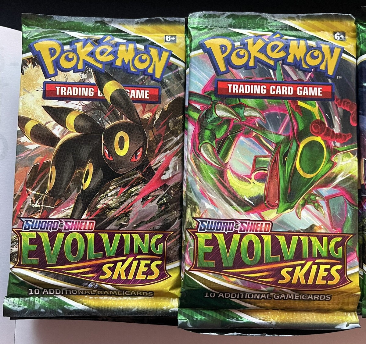 Pokemon Evolving Skies *1* Booster Packs - Random Art - NEW