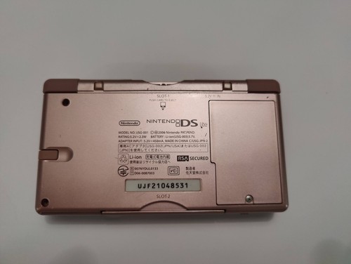 Nintendo DS Lite Club Nintendo Premium Metallic Rose acabado espejo 1/1000 - Imagen 9 de 11