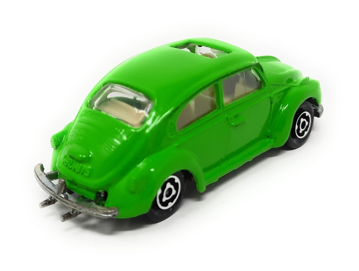 Majorette N°202 - Volkswagen Coccinelle 1302 Avec Hors-bord N314 - Rouge, échelle 1:60 - Fabrication France