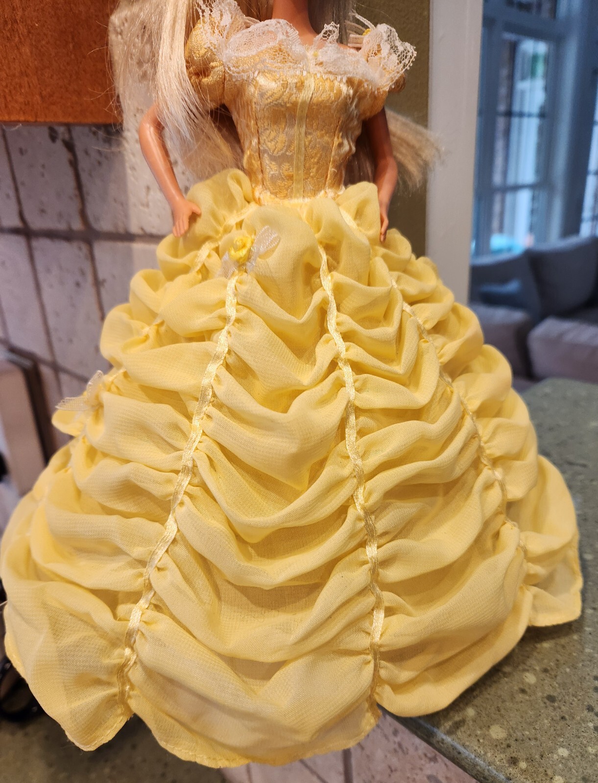 Picture 3 of 23