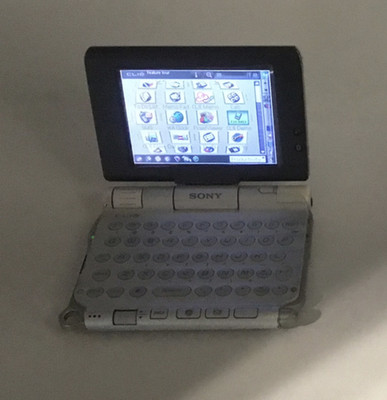 Sony CLIE Handheld Palm OS 5.2 Camera IrDA Bluetooth Wi-Fi (PEG