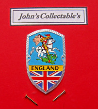 ENGLAND  WALKING / HIKING STICK BADGE / MOUNTLOT DH