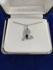 Sterling silver  Owl necklace with diamond, please read item description