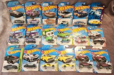 Hot Wheels 1/64 DIe Cast Car Lot of 18 Cars Trucks Vans Vehicles Toys