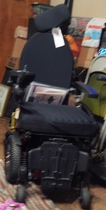 Quantum Q6 Edge 3 Stretto Power Tilt Wheelchair
