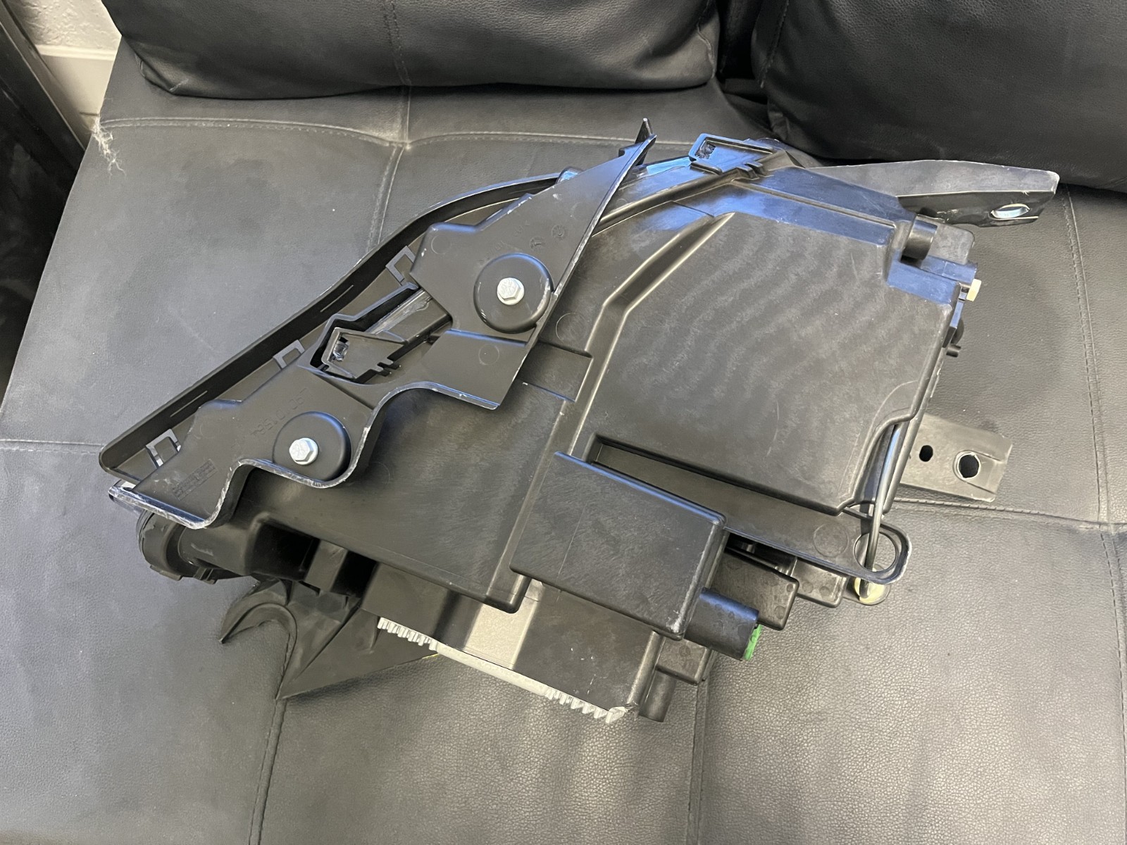 2018-2024 Maserati Quattroporte Left Side Headlight (Driver Side)