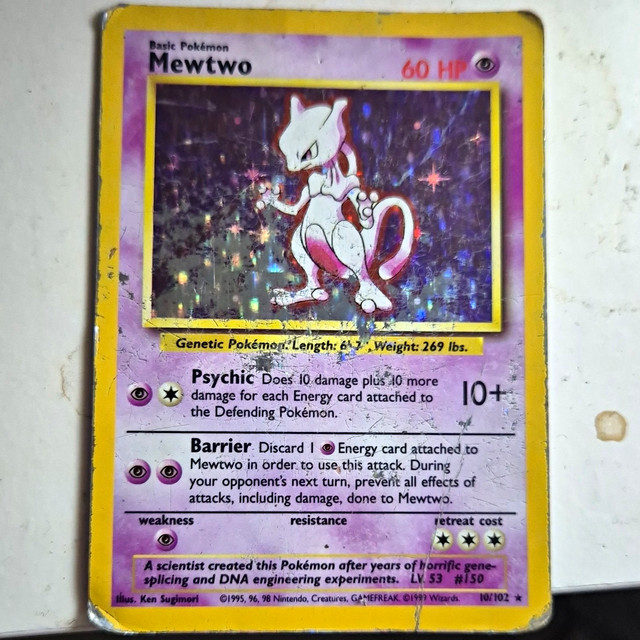 Mewtwo #10 (Base Set (1999))