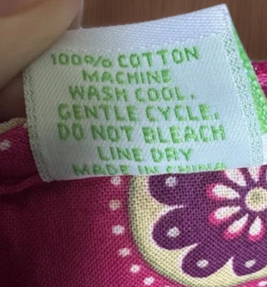 Bolsa acolchoada VERA BRADLEY manga tablet rosa paisley muito baga zíper ao redor em excelente estado usado - Imagem 3 de 4