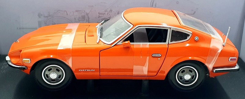 Sunstar 1/18 Scale Diecast 3501 - 1972 Datsun 240Z - Orange | eBay