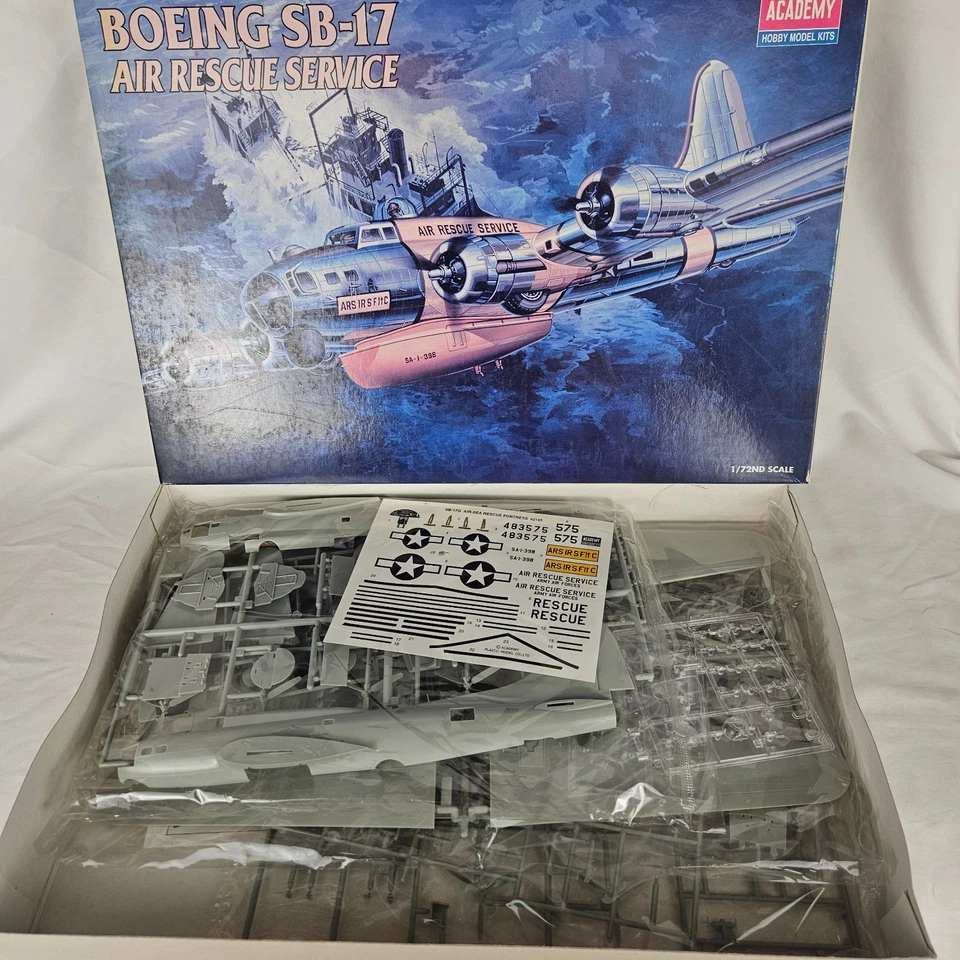 Academy Boeing SB-17 Servicio de Rescate Aéreo Escala 1/72 Kit Modelo Plástico Foto 2 de 4