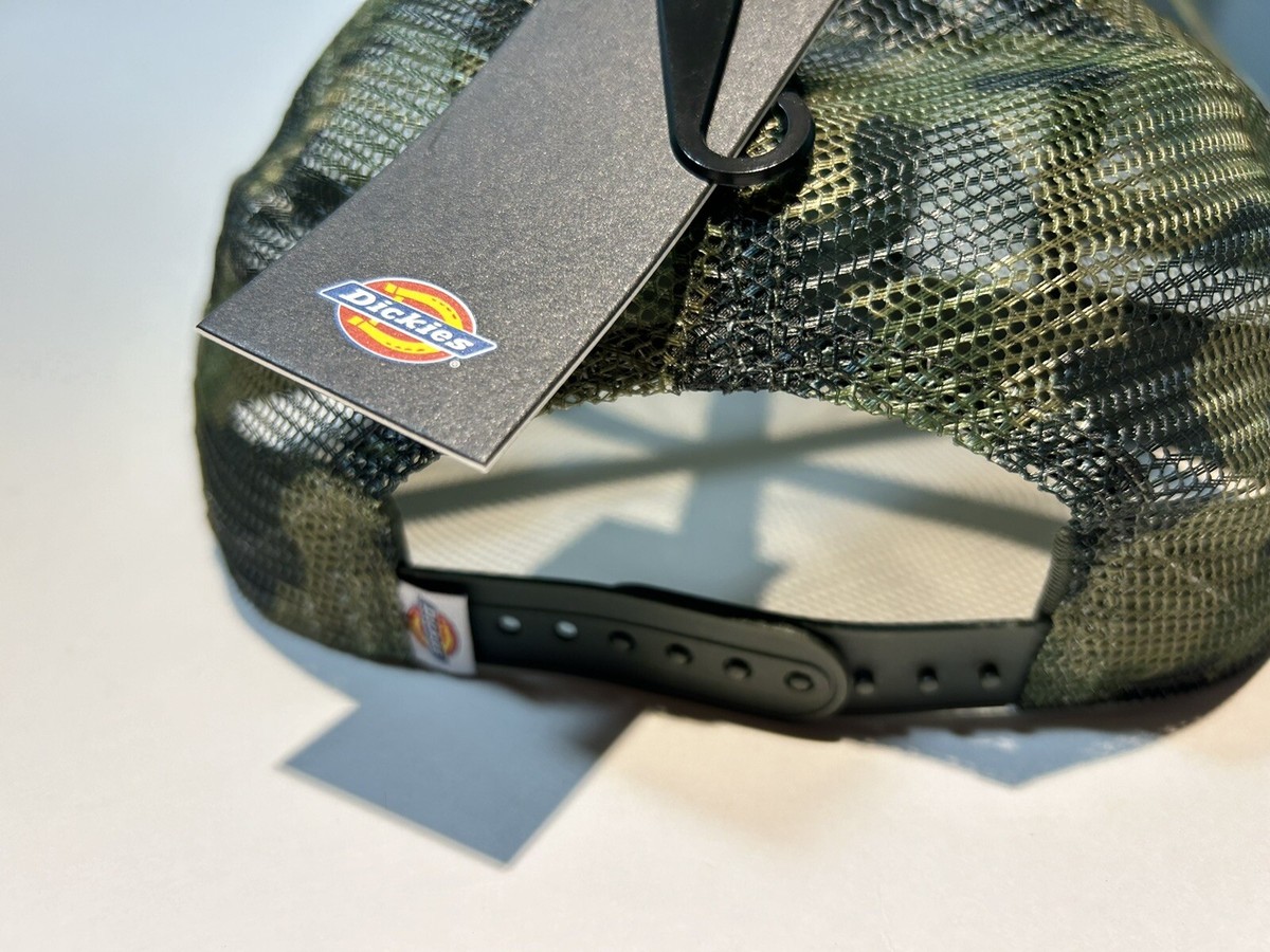 Dickies SnapBack Mesh Trucker Hat Mens Green-Camo Chainsaw Dickies SnapBack Mesh Trucker Hat Mens Green-Camo Chainsaw