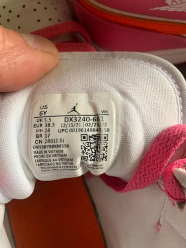 Nike Air Jordan 1 Mid GS Size 6Y Pinksicle Safety Orange White DX3240 681 Unisex - Picture 5 of 6