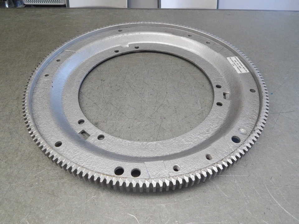 W111 W108 W109  280SE 300SE 280SEL 300SEL 3.5 FLYWHEEL 1160300312 - Image 2 of 4