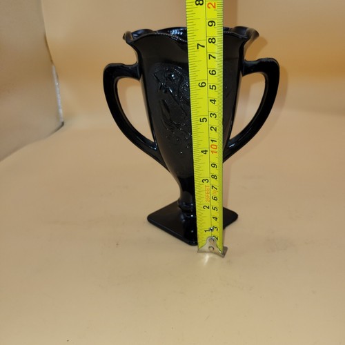 Vintage 1930'S LE SMITH Embossed Black Amethyst Glass Loving Trophy Cup Vase - Picture 12 of 13