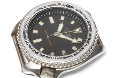 Seiko Diver 7002-7000 automatic watch runs/stops, for repairs or for parts-15129