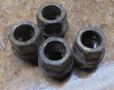 2002 Saturn Sc2 Sc 2 S Front Rear Back Lug Nut Wheel Rim Mount 2001 1999