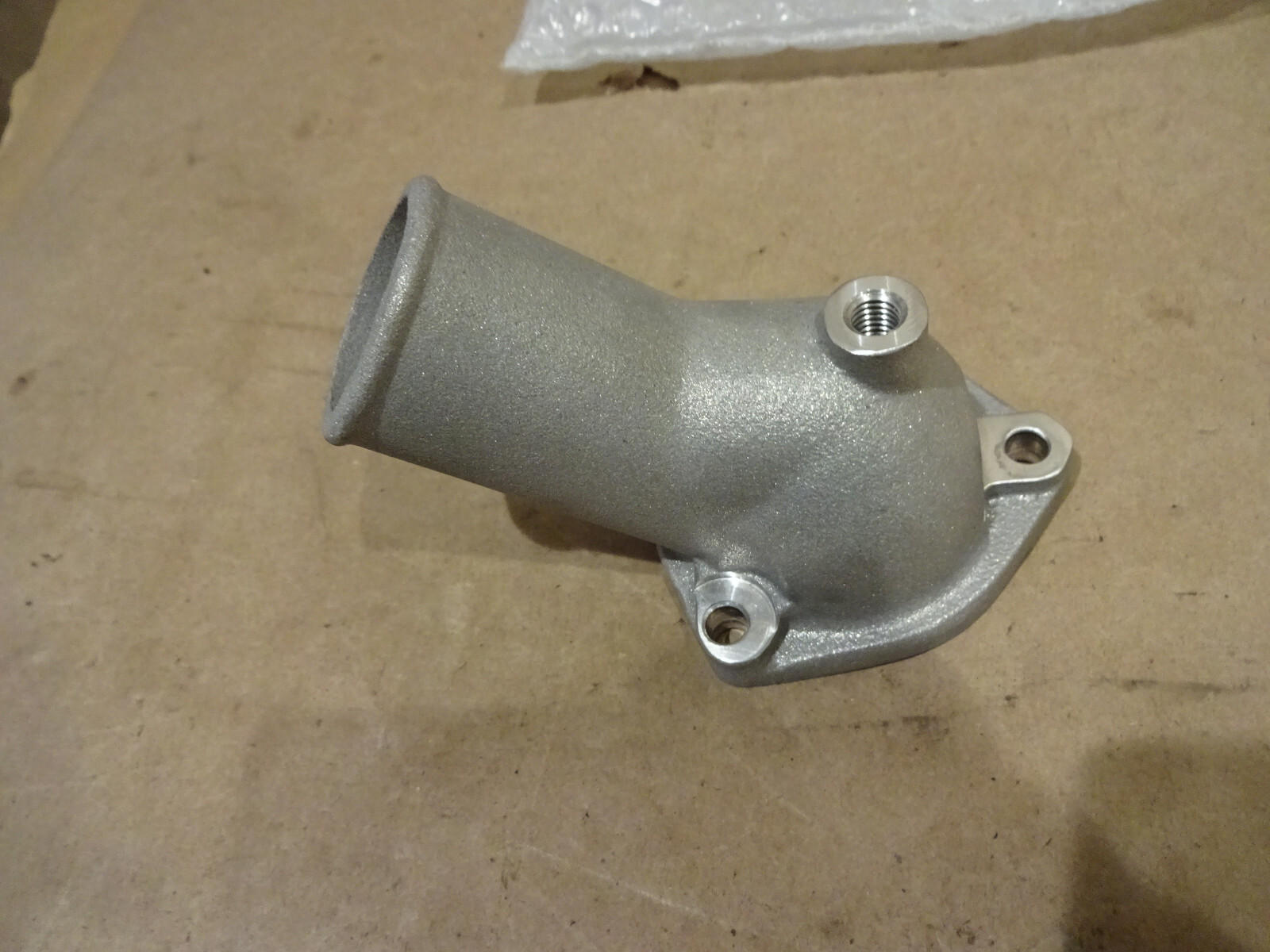 Ferrari 208,288,308,328,Mondial - Thermostat Top Housing (NEW) P/N 105165