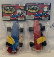 Lot Of 2 JA RU INC. BALLOON RACER NO 5463 IN ORIGINAL PACKAGE Red & Blue 2014