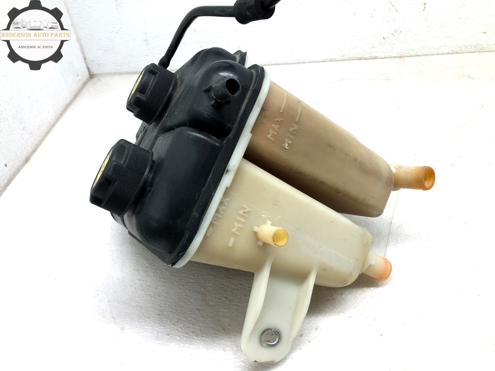 2017-2024 MASERATI GHIBLI 3.0L ENGINE COOLANT RESERVOIR EXPANSION TANK OEM