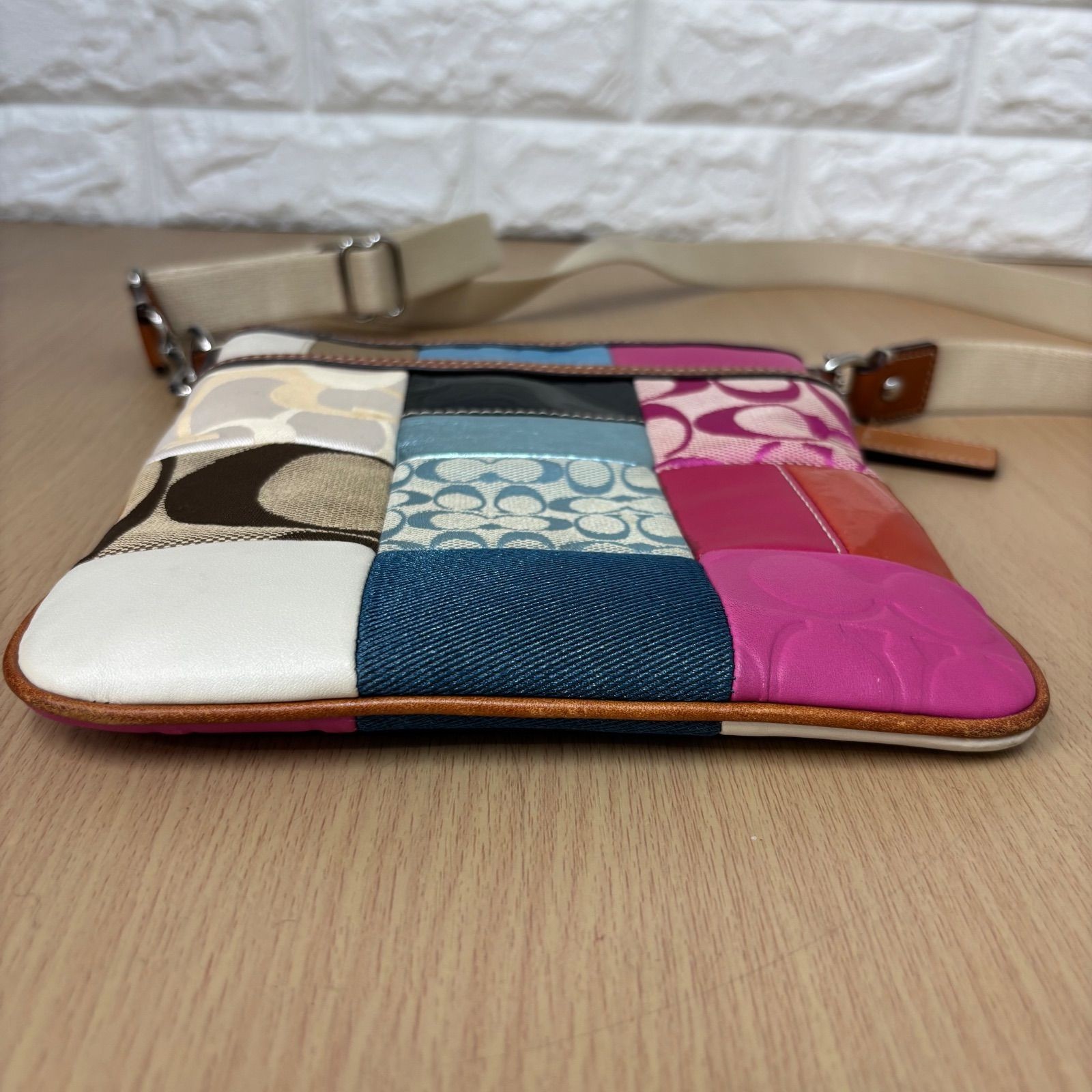 COACH patchwork shoulder bag patchwork pattern di… - image 6